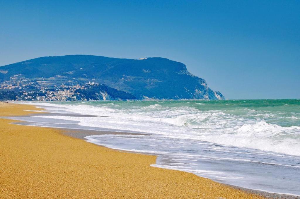 La Casa Al Mare Di Giulia Appartement Porto Potenza Picena Buitenkant foto